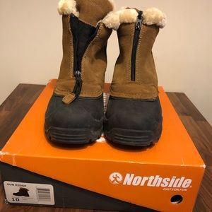NorthSide Winter/snow boots lined in Faux Fur